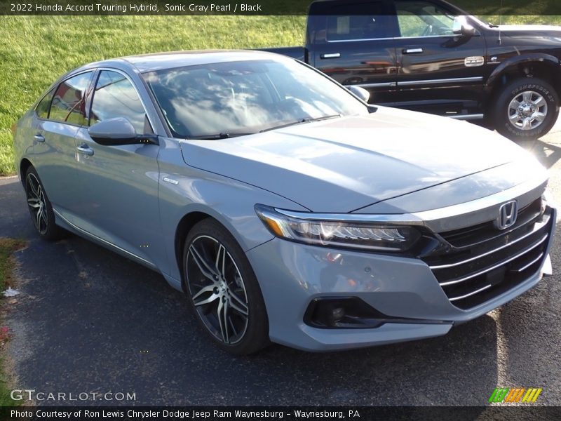 Sonic Gray Pearl / Black 2022 Honda Accord Touring Hybrid