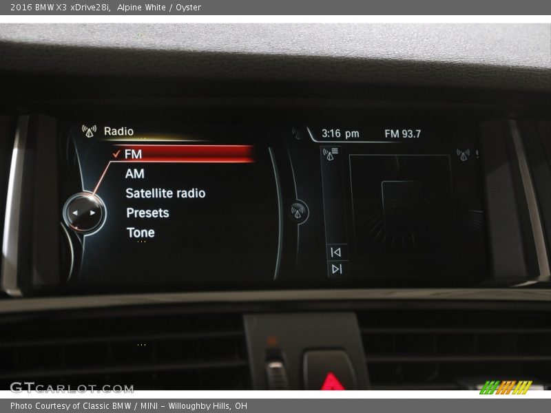 Alpine White / Oyster 2016 BMW X3 xDrive28i