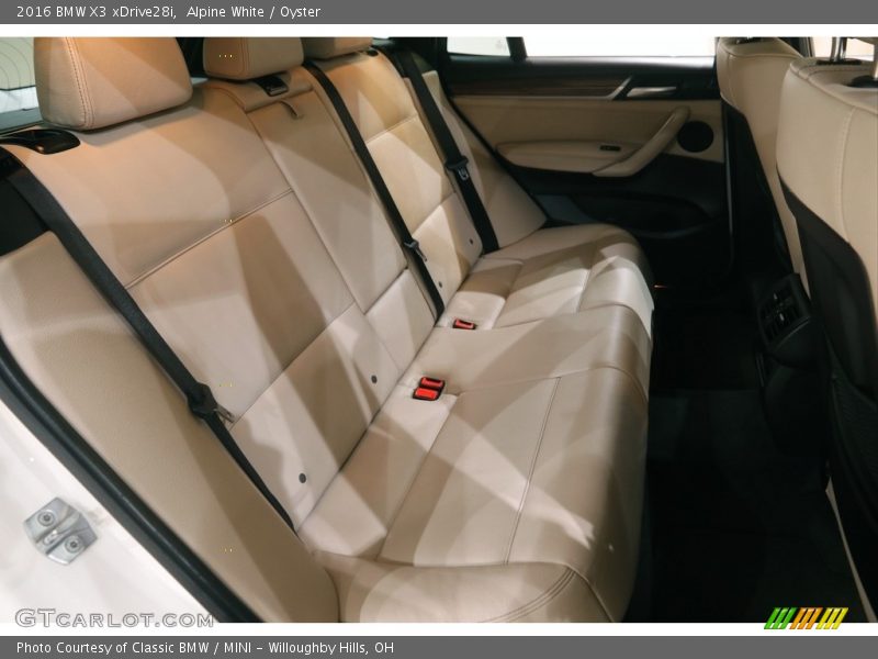 Alpine White / Oyster 2016 BMW X3 xDrive28i