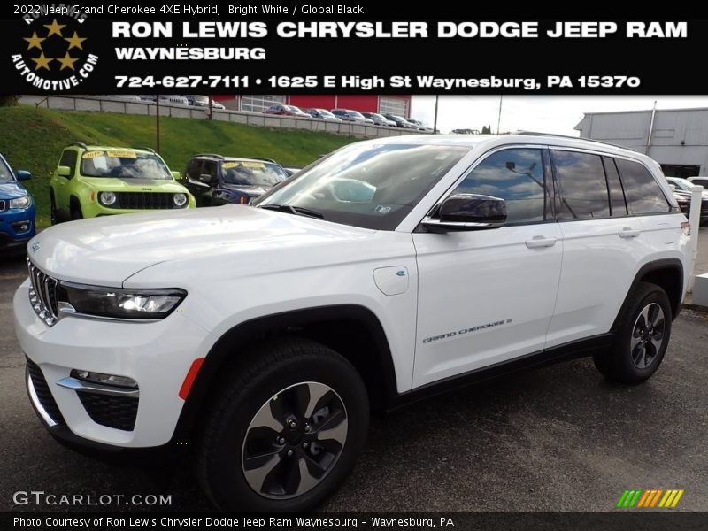 Bright White / Global Black 2022 Jeep Grand Cherokee 4XE Hybrid