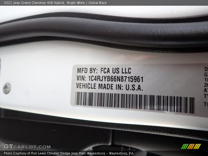 Bright White / Global Black 2022 Jeep Grand Cherokee 4XE Hybrid