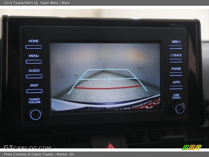 Super White / Black 2019 Toyota RAV4 LE