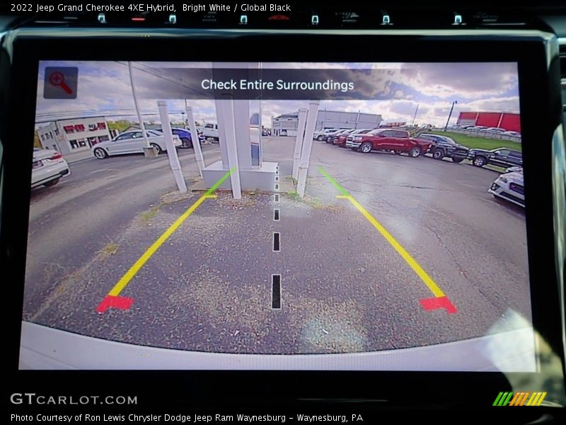 Bright White / Global Black 2022 Jeep Grand Cherokee 4XE Hybrid