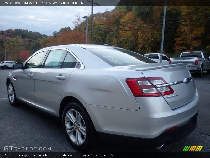 Ingot Silver / Charcoal Black 2018 Ford Taurus SEL