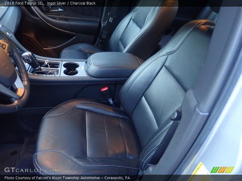 Ingot Silver / Charcoal Black 2018 Ford Taurus SEL