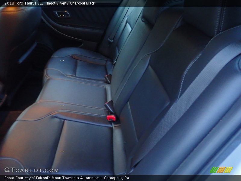 Ingot Silver / Charcoal Black 2018 Ford Taurus SEL