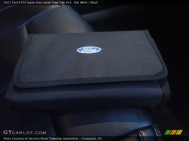 Star White / Black 2021 Ford F250 Super Duty Lariat Crew Cab 4x4