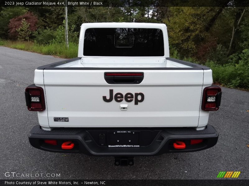 Bright White / Black 2023 Jeep Gladiator Mojave 4x4