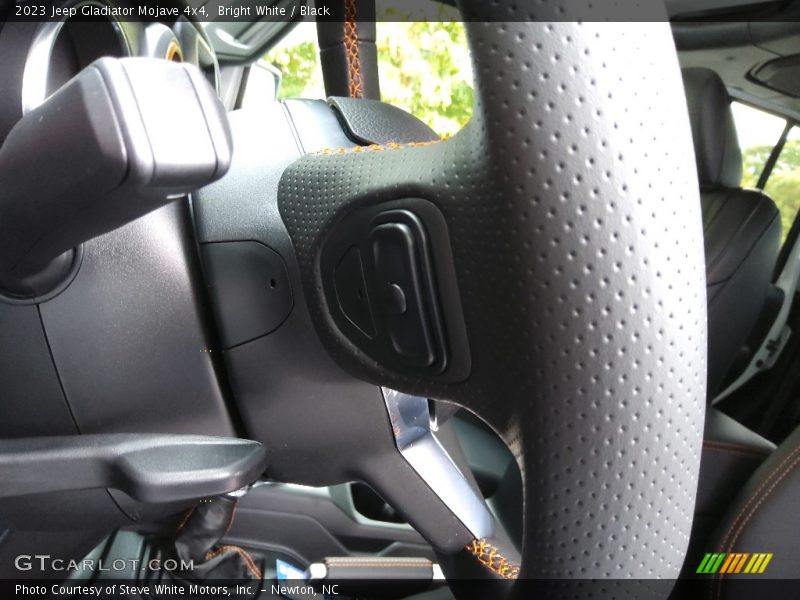 Bright White / Black 2023 Jeep Gladiator Mojave 4x4