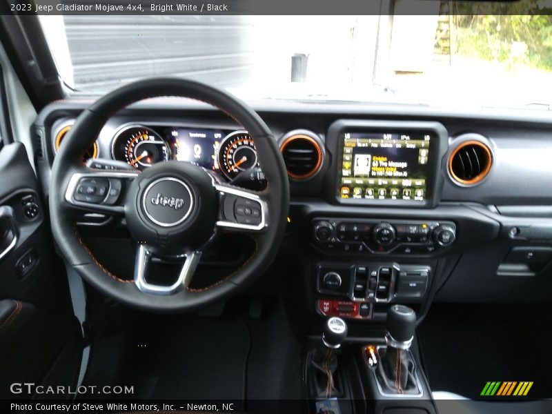 Bright White / Black 2023 Jeep Gladiator Mojave 4x4