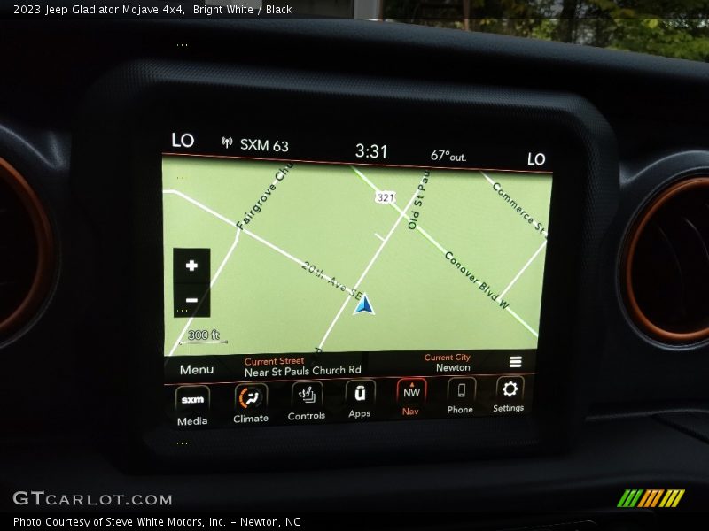 Bright White / Black 2023 Jeep Gladiator Mojave 4x4