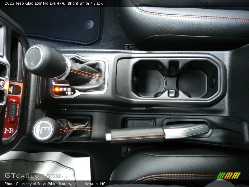 Bright White / Black 2023 Jeep Gladiator Mojave 4x4