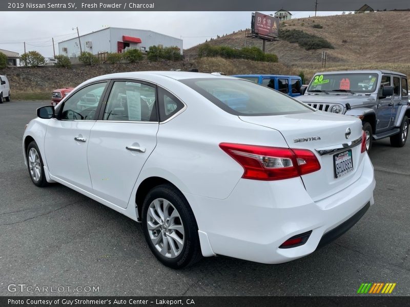 Fresh Powder / Charcoal 2019 Nissan Sentra SV