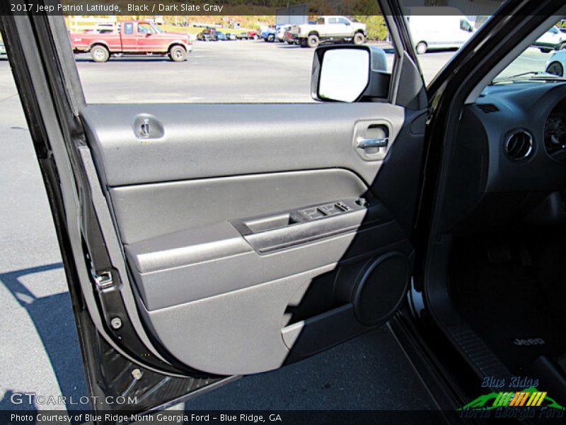 Black / Dark Slate Gray 2017 Jeep Patriot Latitude