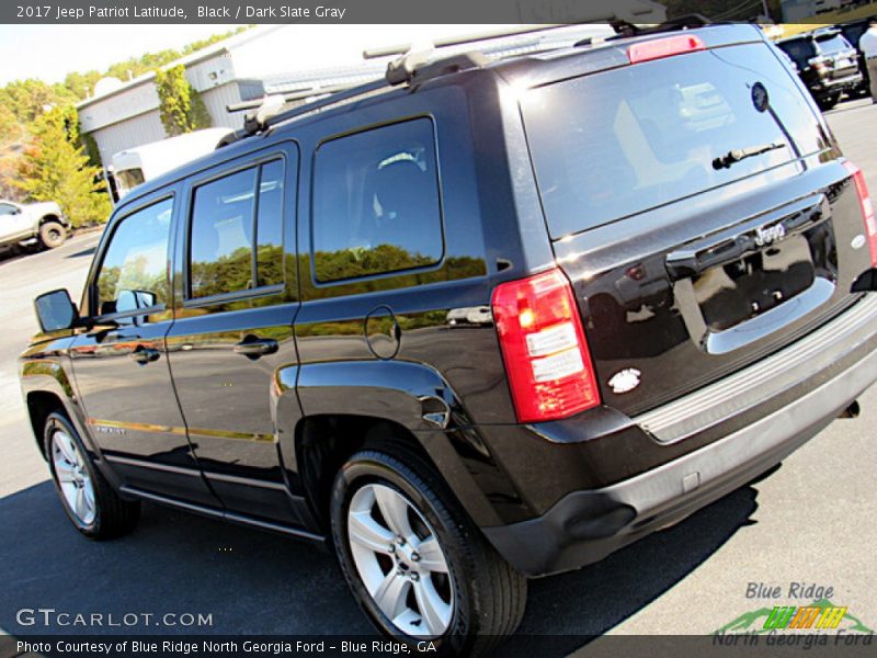 Black / Dark Slate Gray 2017 Jeep Patriot Latitude