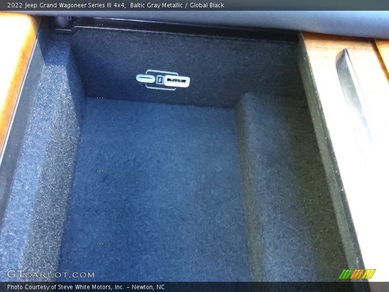 Baltic Gray Metallic / Global Black 2022 Jeep Grand Wagoneer Series III 4x4
