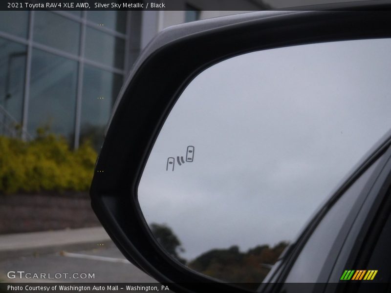 Silver Sky Metallic / Black 2021 Toyota RAV4 XLE AWD