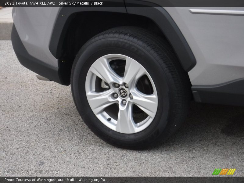 Silver Sky Metallic / Black 2021 Toyota RAV4 XLE AWD