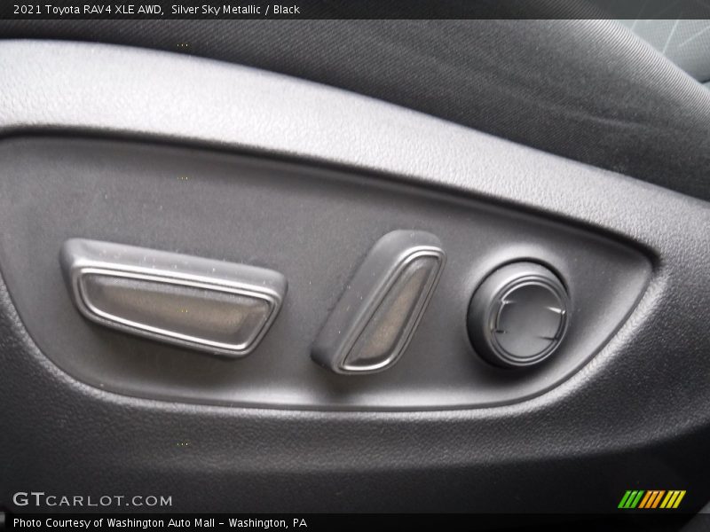 Silver Sky Metallic / Black 2021 Toyota RAV4 XLE AWD