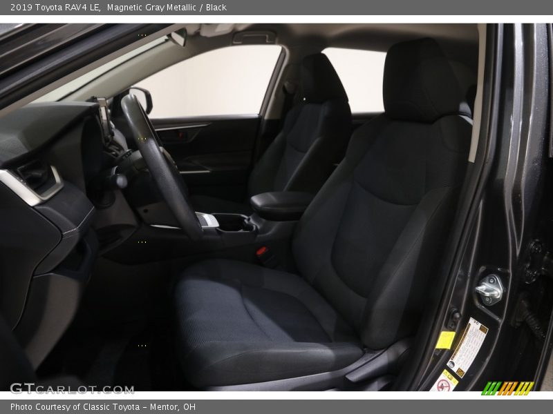 Magnetic Gray Metallic / Black 2019 Toyota RAV4 LE