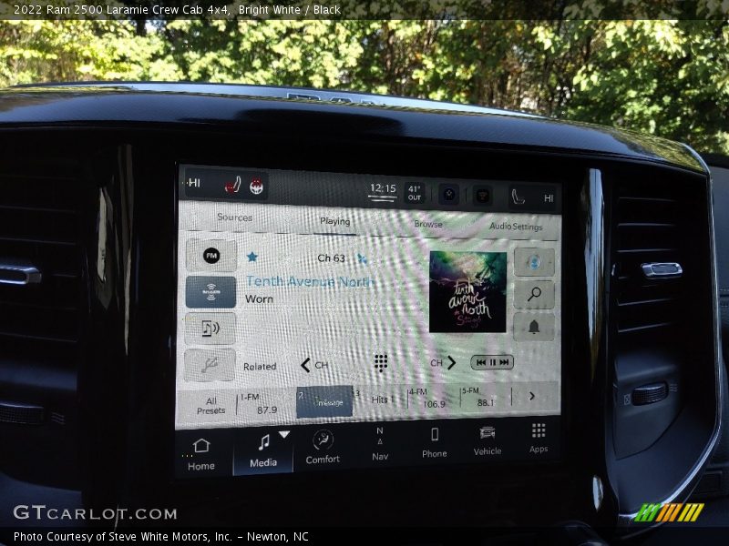 Bright White / Black 2022 Ram 2500 Laramie Crew Cab 4x4