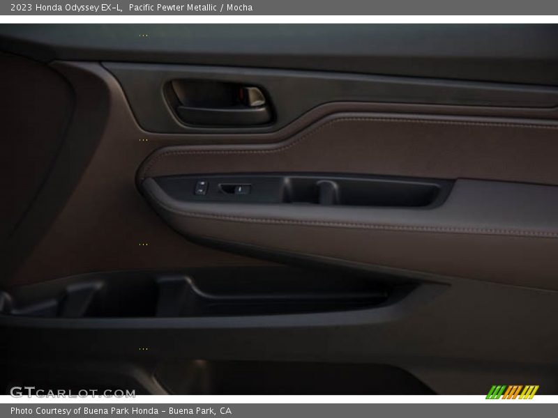 Pacific Pewter Metallic / Mocha 2023 Honda Odyssey EX-L