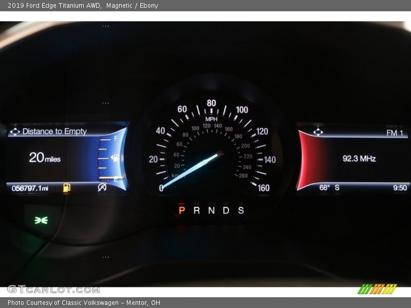 Magnetic / Ebony 2019 Ford Edge Titanium AWD