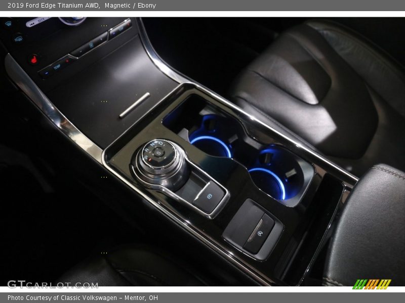Magnetic / Ebony 2019 Ford Edge Titanium AWD