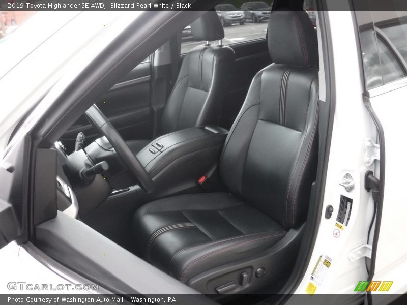 Blizzard Pearl White / Black 2019 Toyota Highlander SE AWD