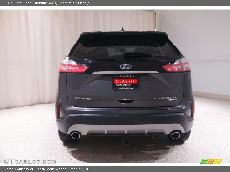 Magnetic / Ebony 2019 Ford Edge Titanium AWD