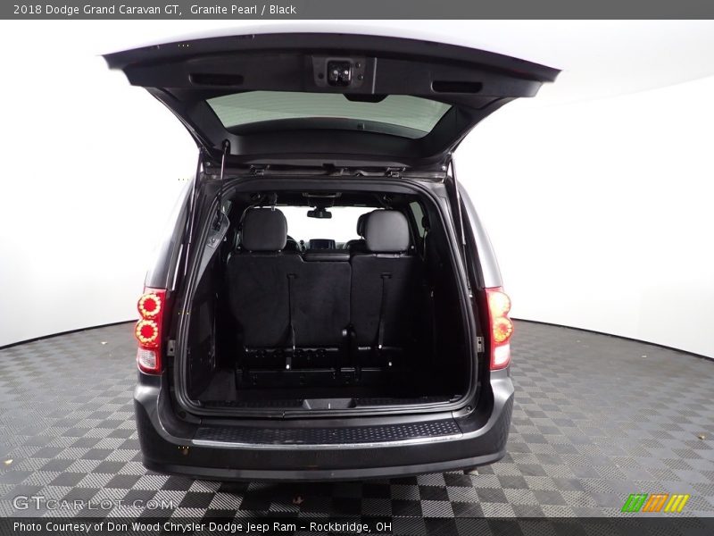 Granite Pearl / Black 2018 Dodge Grand Caravan GT