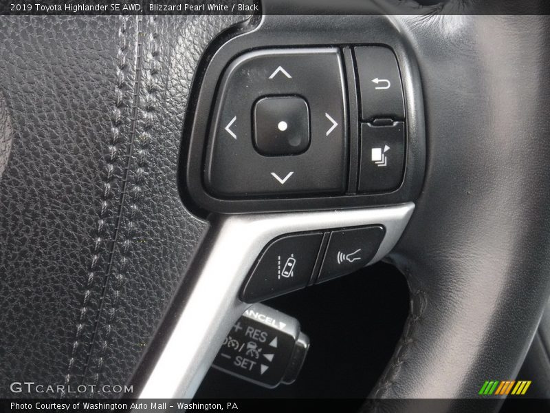 Blizzard Pearl White / Black 2019 Toyota Highlander SE AWD