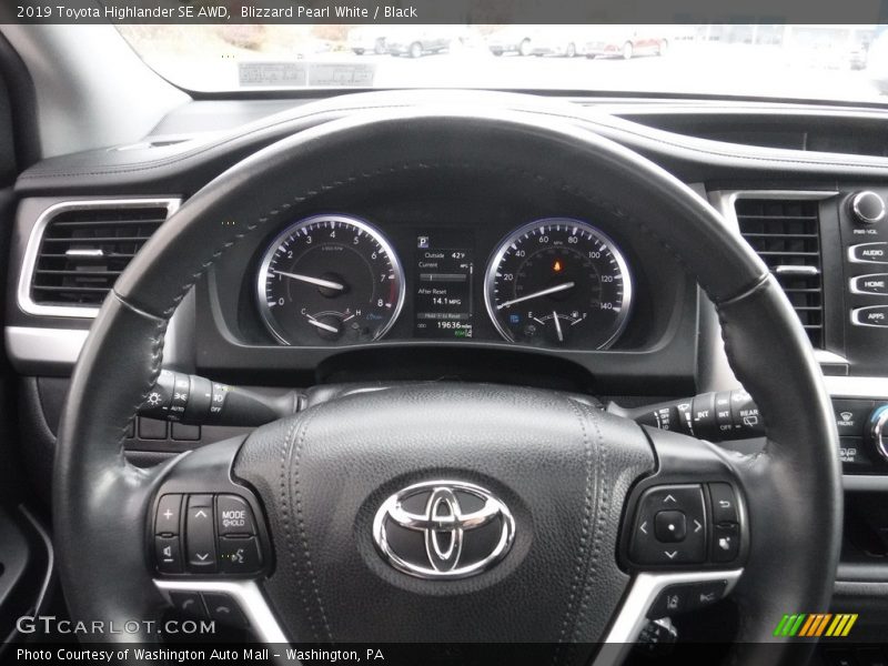 Blizzard Pearl White / Black 2019 Toyota Highlander SE AWD