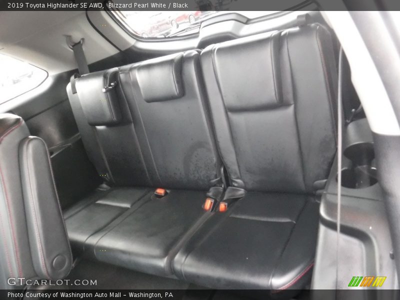 Blizzard Pearl White / Black 2019 Toyota Highlander SE AWD