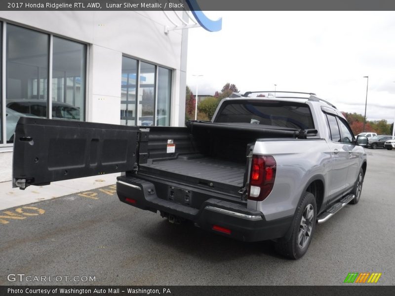 Lunar Silver Metallic / Black 2017 Honda Ridgeline RTL AWD