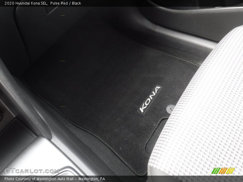 Pulse Red / Black 2020 Hyundai Kona SEL