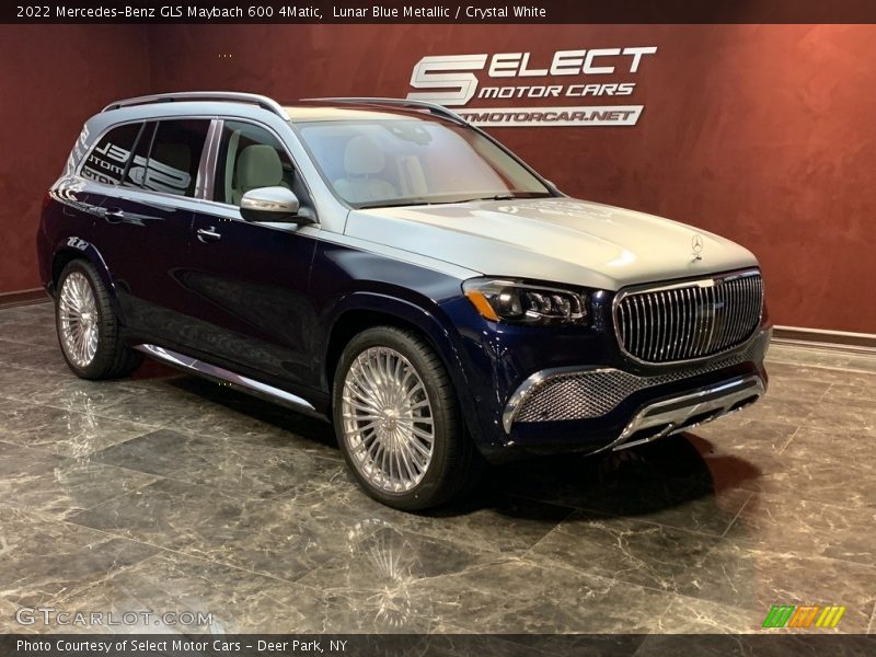 Front 3/4 View of 2022 GLS Maybach 600 4Matic