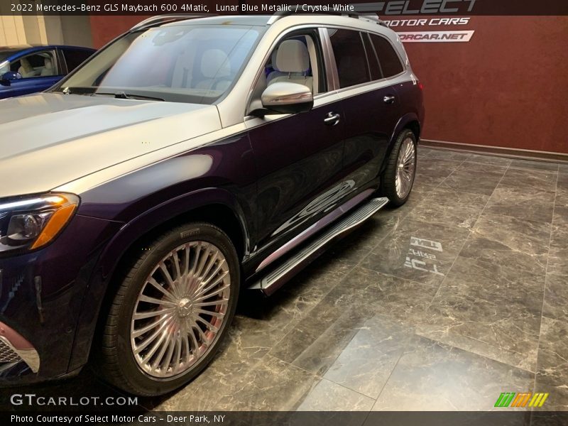 Lunar Blue Metallic / Crystal White 2022 Mercedes-Benz GLS Maybach 600 4Matic