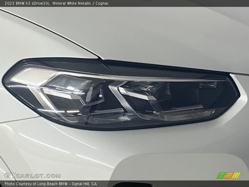 Mineral White Metallic / Cognac 2023 BMW X3 sDrive30i
