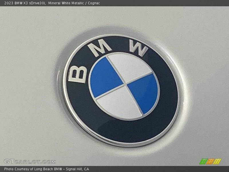 Mineral White Metallic / Cognac 2023 BMW X3 sDrive30i