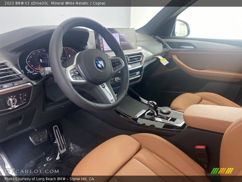 Mineral White Metallic / Cognac 2023 BMW X3 sDrive30i