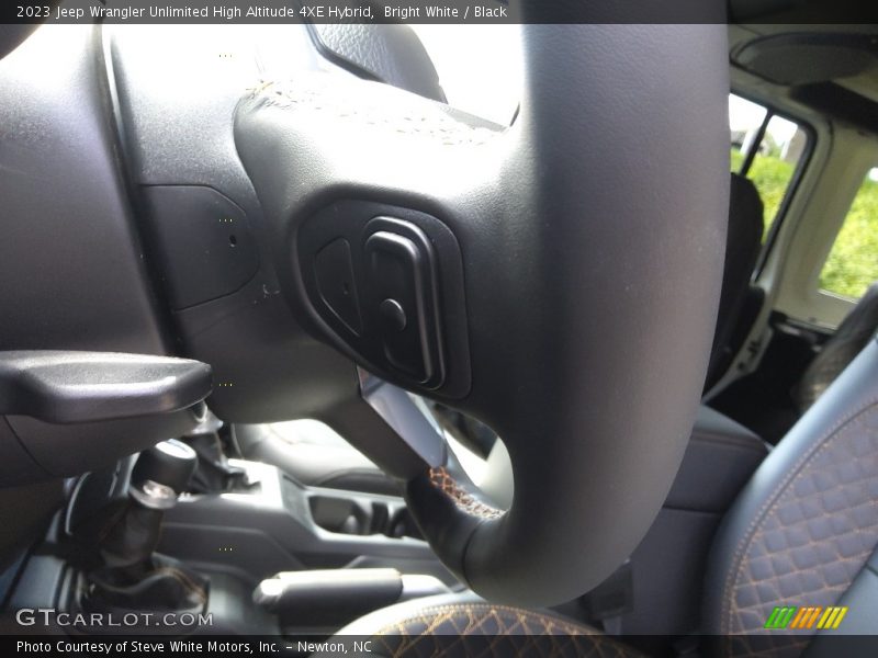 Bright White / Black 2023 Jeep Wrangler Unlimited High Altitude 4XE Hybrid