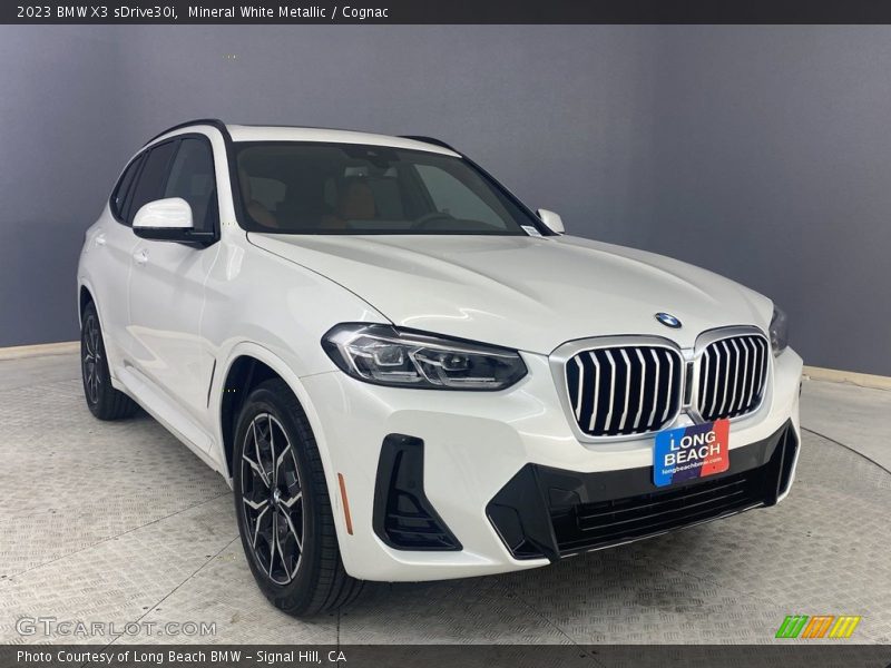 Mineral White Metallic / Cognac 2023 BMW X3 sDrive30i