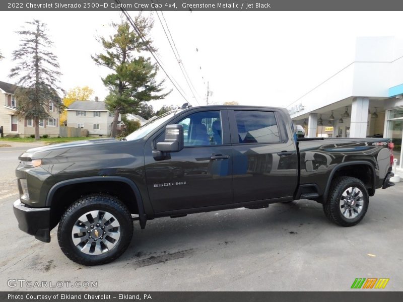 Greenstone Metallic / Jet Black 2022 Chevrolet Silverado 2500HD Custom Crew Cab 4x4
