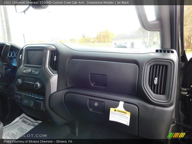Greenstone Metallic / Jet Black 2022 Chevrolet Silverado 2500HD Custom Crew Cab 4x4