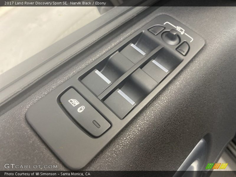 Narvik Black / Ebony 2017 Land Rover Discovery Sport SE