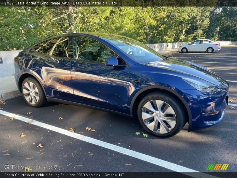 Front 3/4 View of 2022 Model Y Long Range AWD