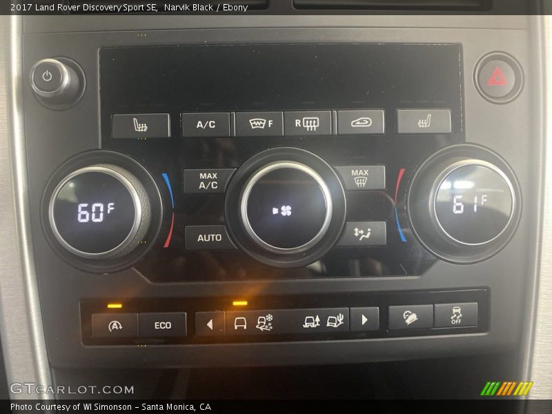 Narvik Black / Ebony 2017 Land Rover Discovery Sport SE