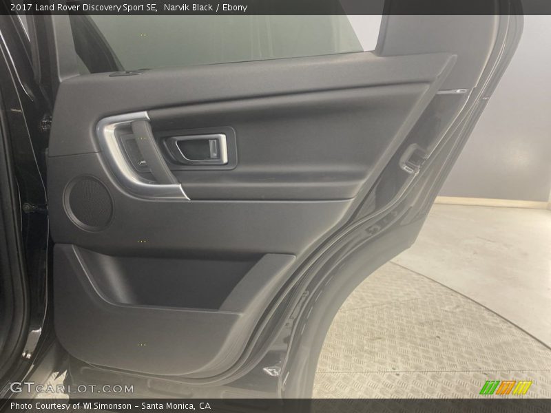 Narvik Black / Ebony 2017 Land Rover Discovery Sport SE