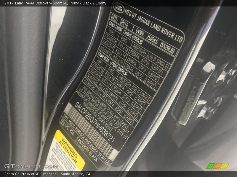 Narvik Black / Ebony 2017 Land Rover Discovery Sport SE